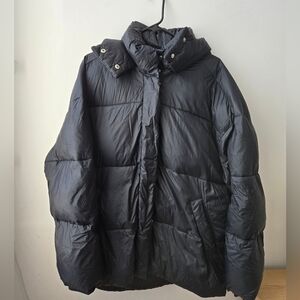 Abercrombie & Fitch Women's Black Puffer Coat